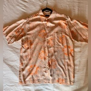 Izod Men's Orange and White Patterned Shirt